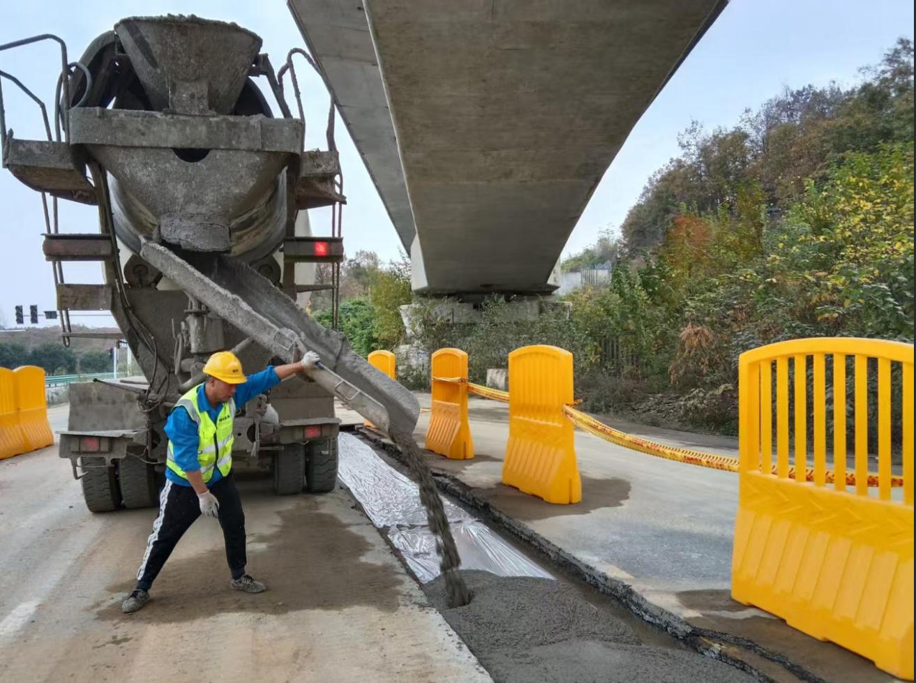 炎帝大道供水管網(wǎng)工程順利通水！